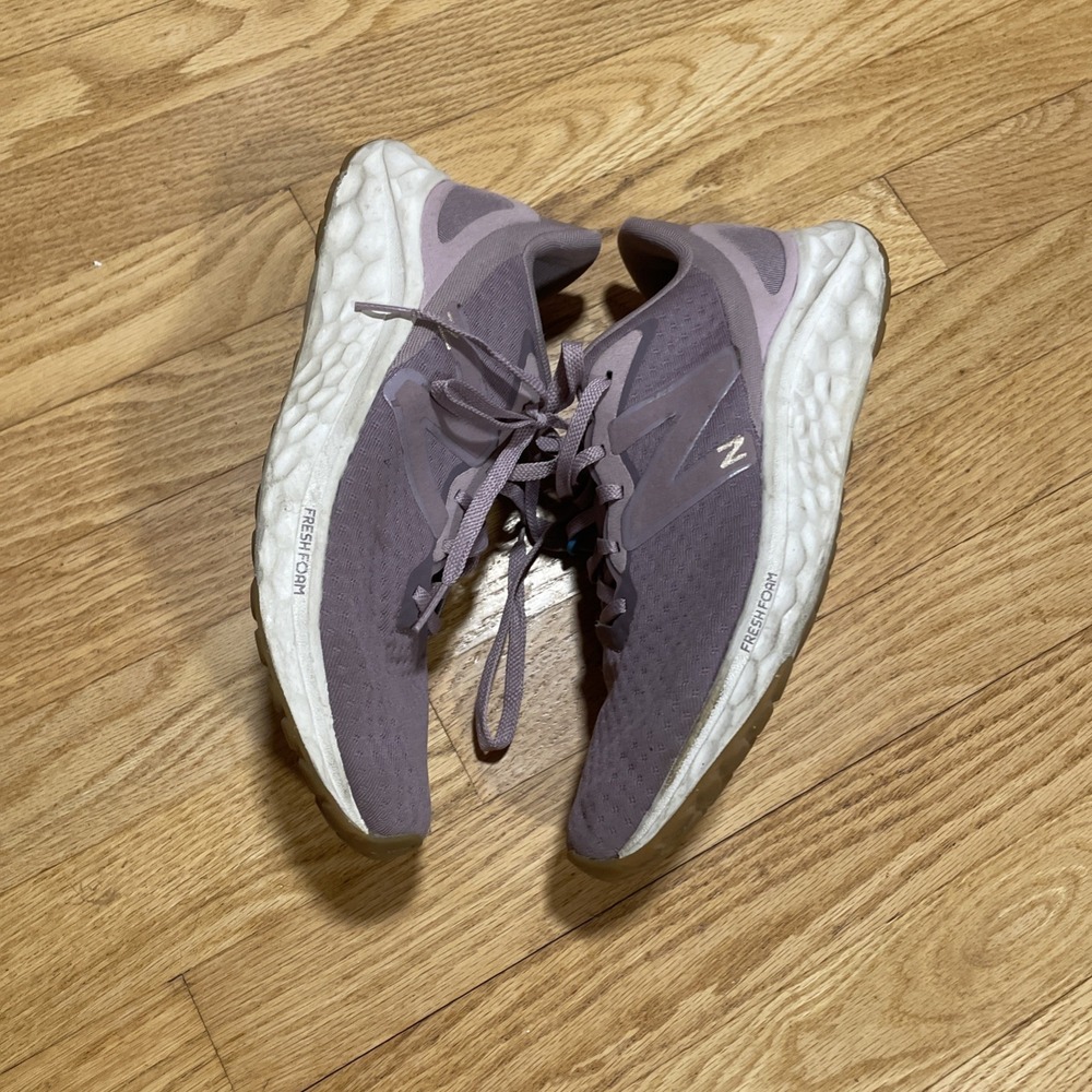 New Balance Fresh Foam Arishi v4 Purple Running Shoes Womens 10